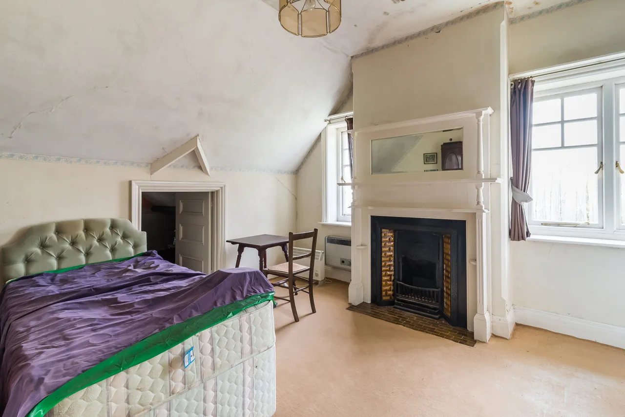 Bisterne Close, Ringwood, BH24, photo 10