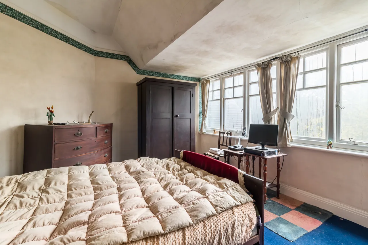 Bisterne Close, Ringwood, BH24, photo 11