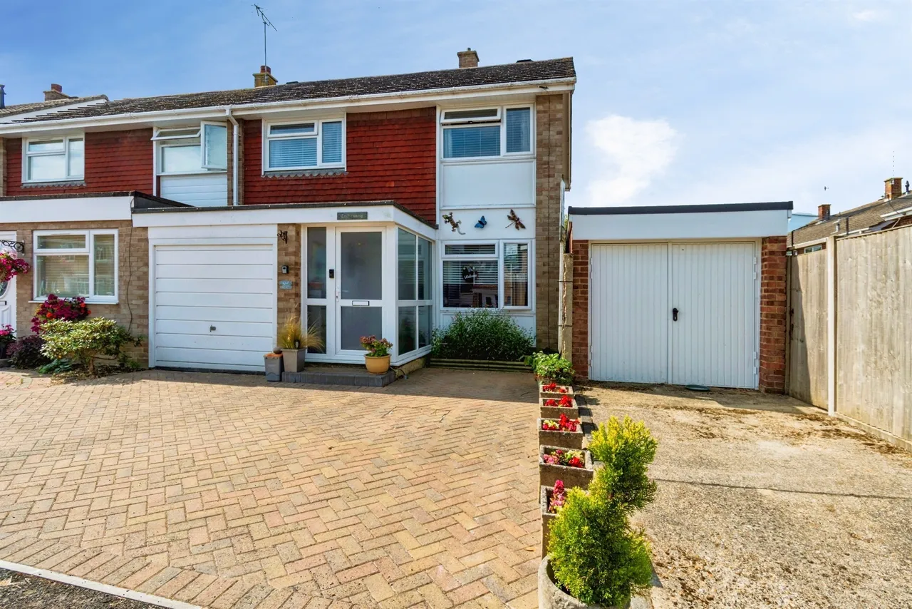 Beacon Way, Park Gate, SO31, photo 13