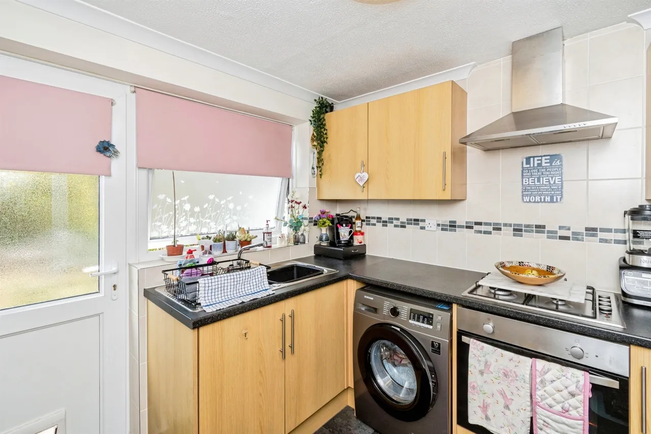 Beacon Way, Park Gate, SO31, photo 17