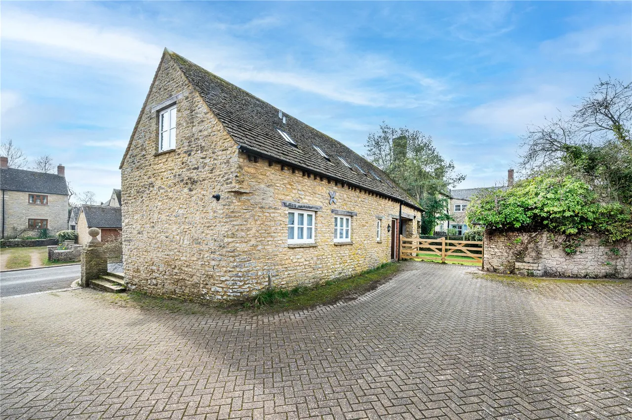 High Street, Finstock, Chipping Norton, Oxfordshire, OX7 3DW, photo 47