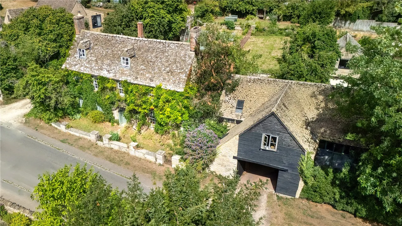 High Street, Finstock, Chipping Norton, Oxfordshire, OX7 3DW, photo 4