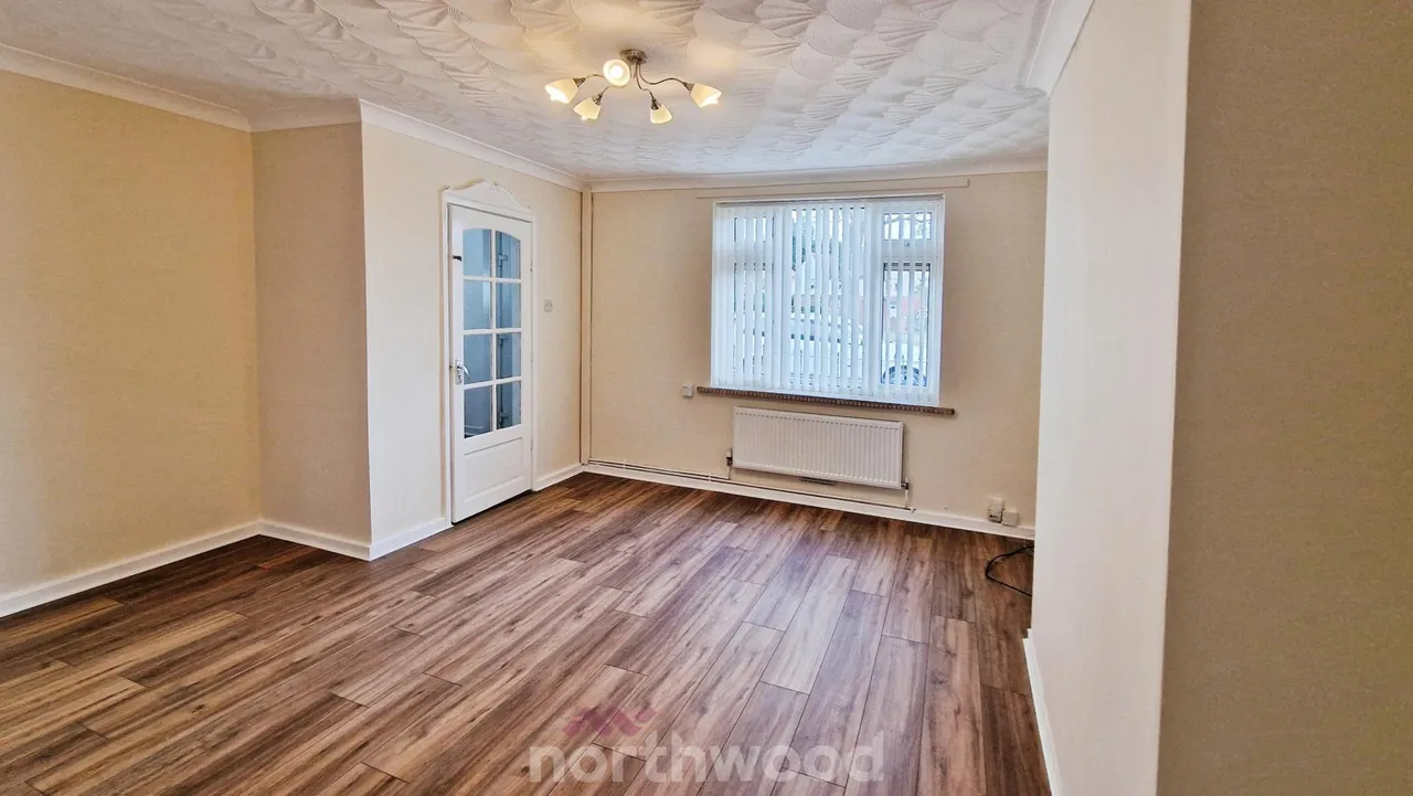 Warren Close, Intake, DN2, photo 2