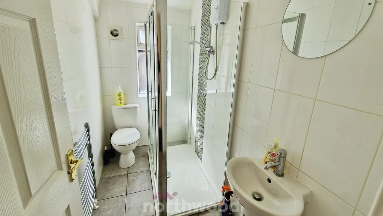 Warren Close, Intake, DN2, photo 4