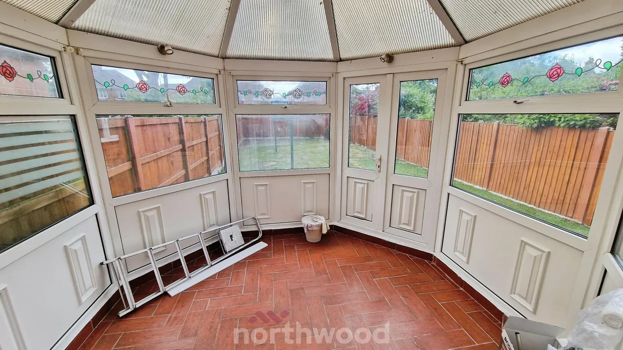 Warren Close, Intake, DN2, photo 5