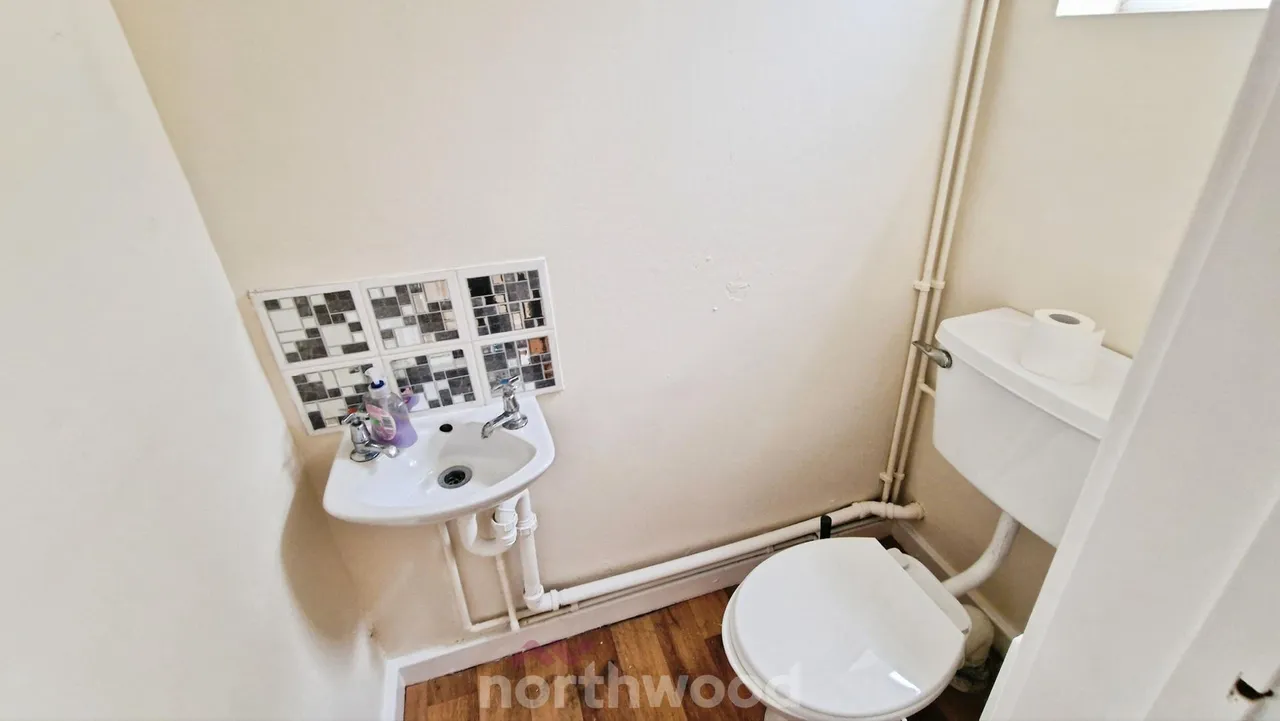 Warren Close, Intake, DN2, photo 7