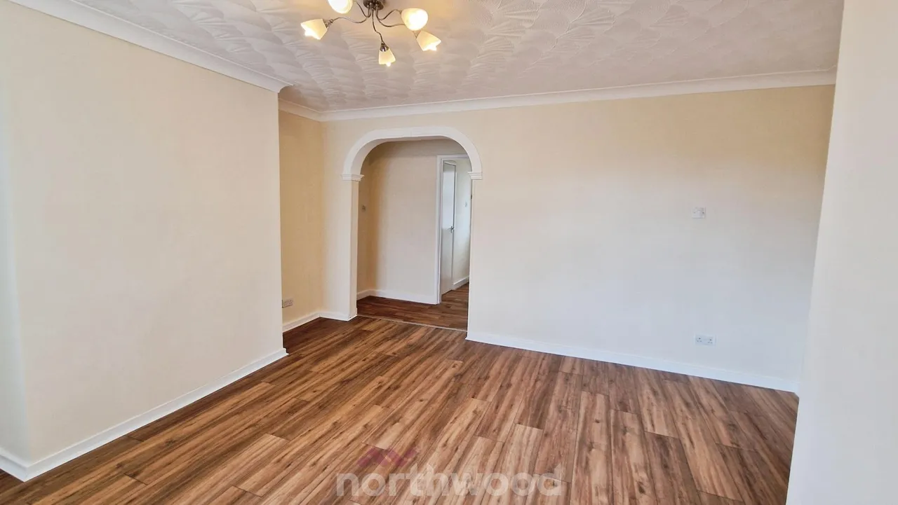 Warren Close, Intake, DN2, photo 10
