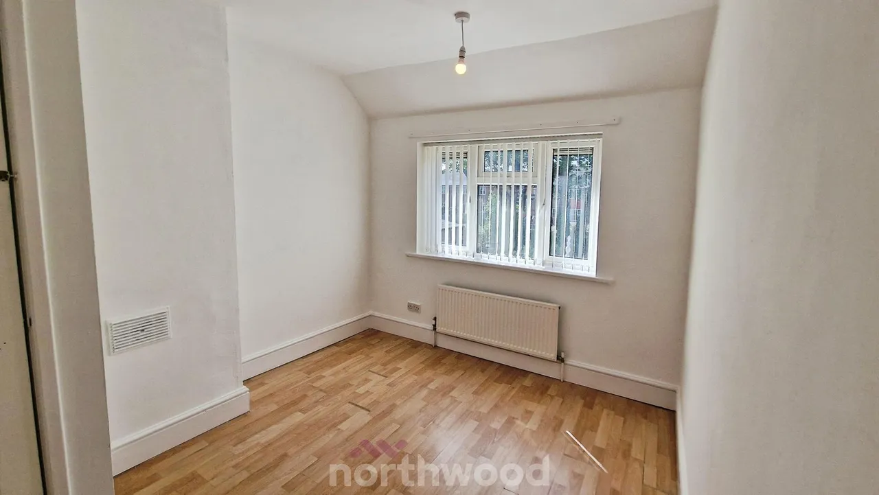 Warren Close, Intake, DN2, photo 12