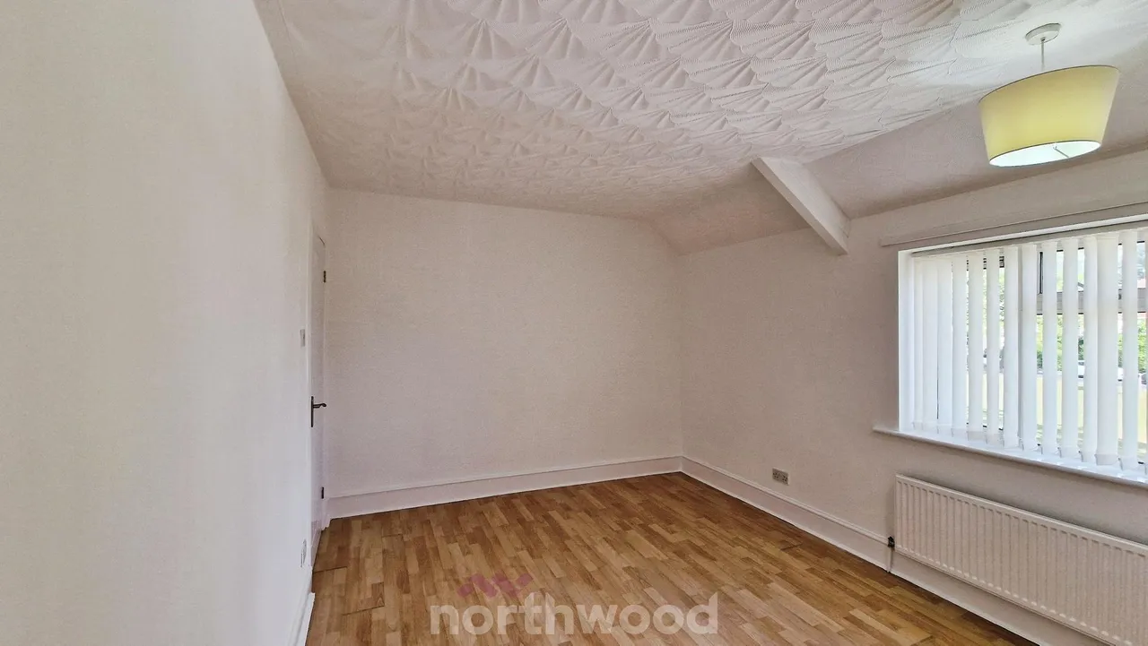 Warren Close, Intake, DN2, photo 16