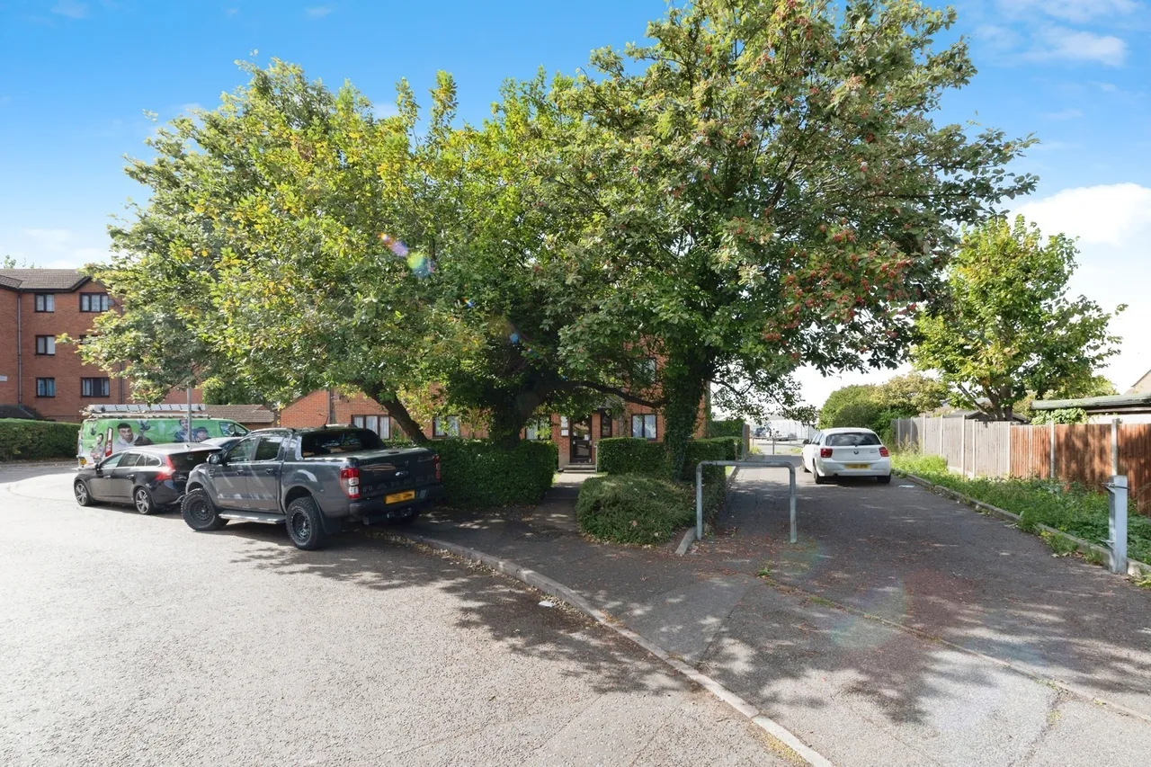 Porter Close, Grays, Essex, RM20, photo 16