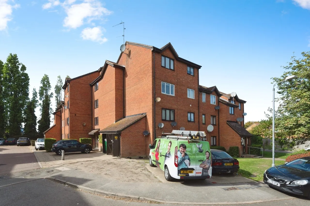 Porter Close, Grays, Essex, RM20, photo 17