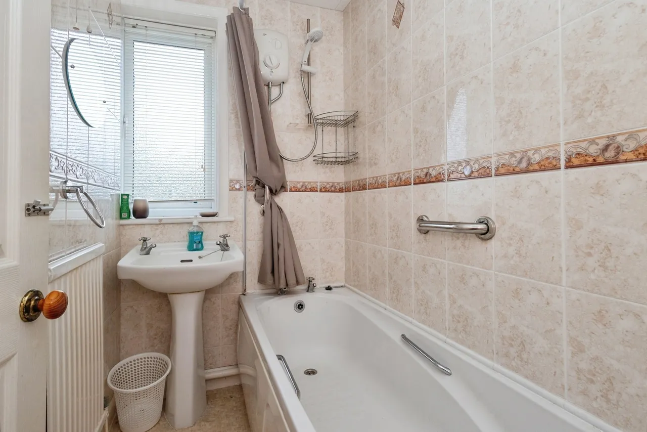Parrs Wood Road, Manchester, Greater Manchester, M20, photo 7