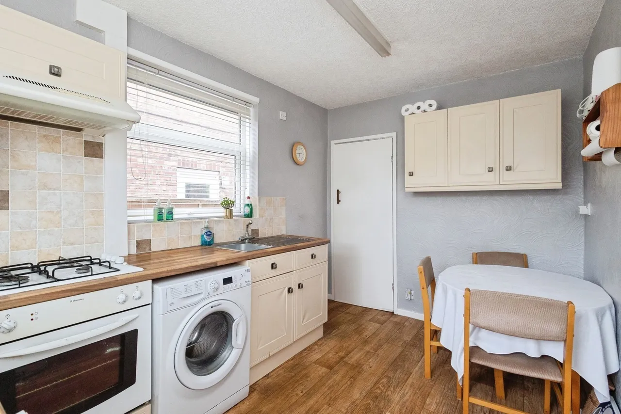Parrs Wood Road, Manchester, Greater Manchester, M20, photo 6