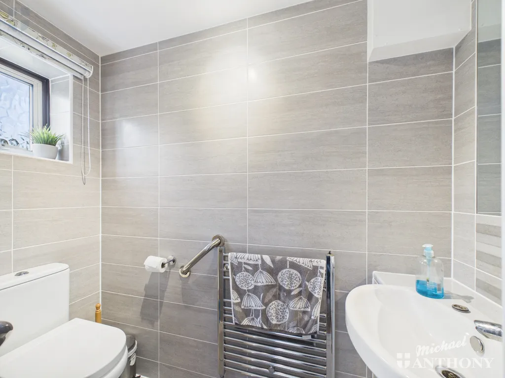 Westmorland Avenue, Aylesbury, HP21 7HS, photo 12