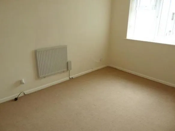 Churchfields, Bradford, BD2, photo 5