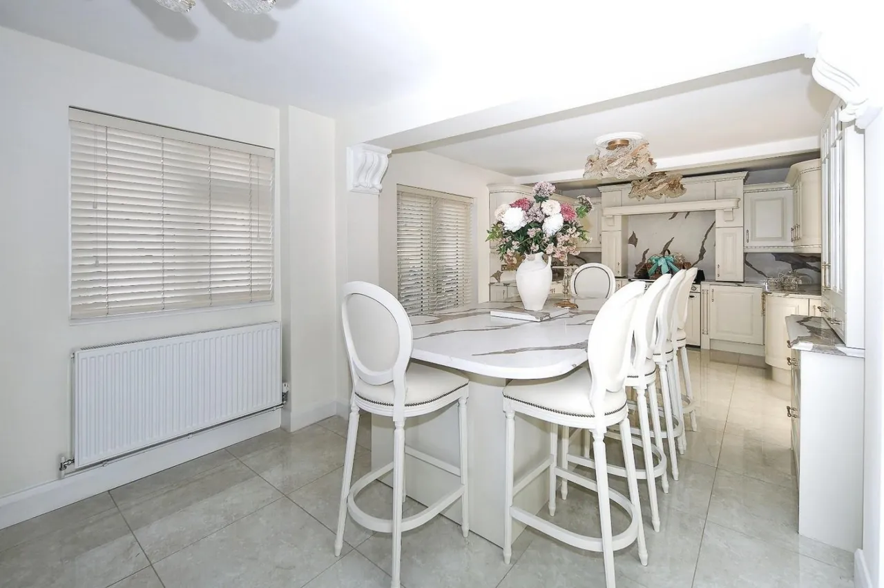 Watling Street, Hinckley, LE10, photo 3