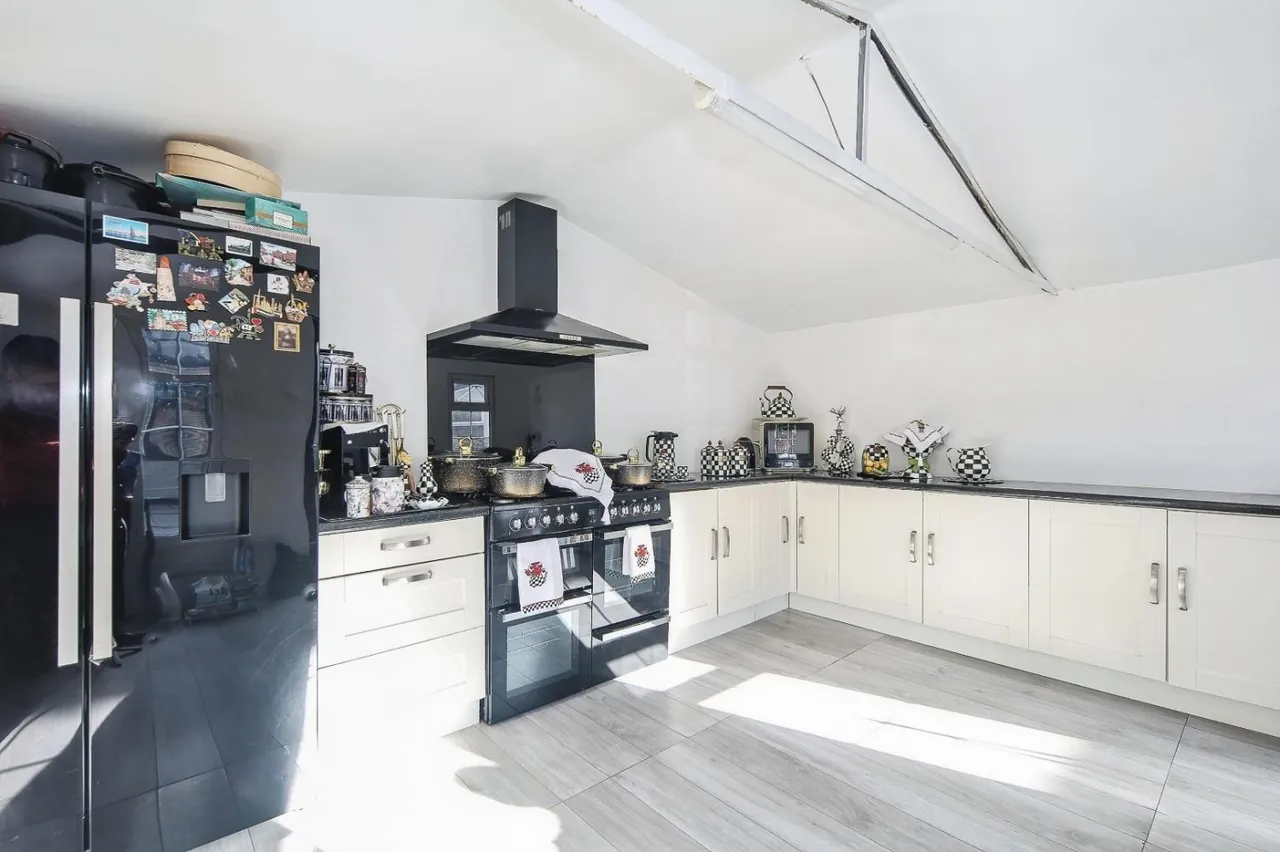 Watling Street, Hinckley, LE10, photo 19