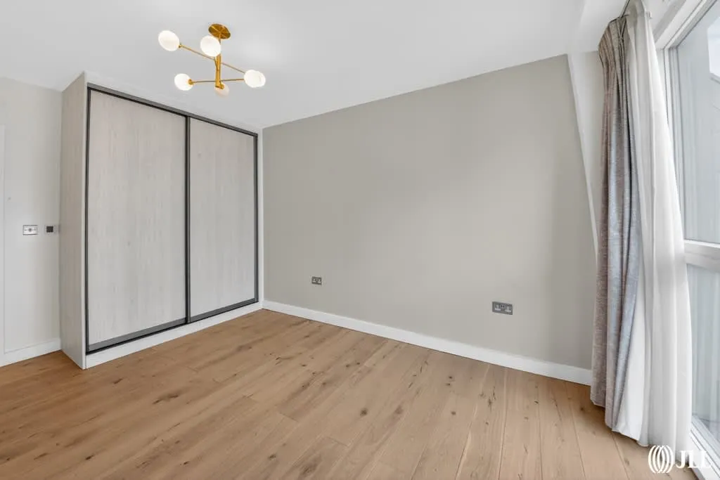 Peloton Avenue, London, E20, photo 16