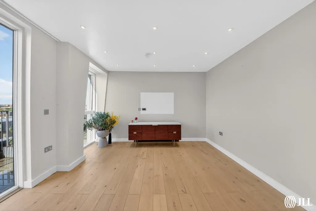 Peloton Avenue, London, E20, photo 7