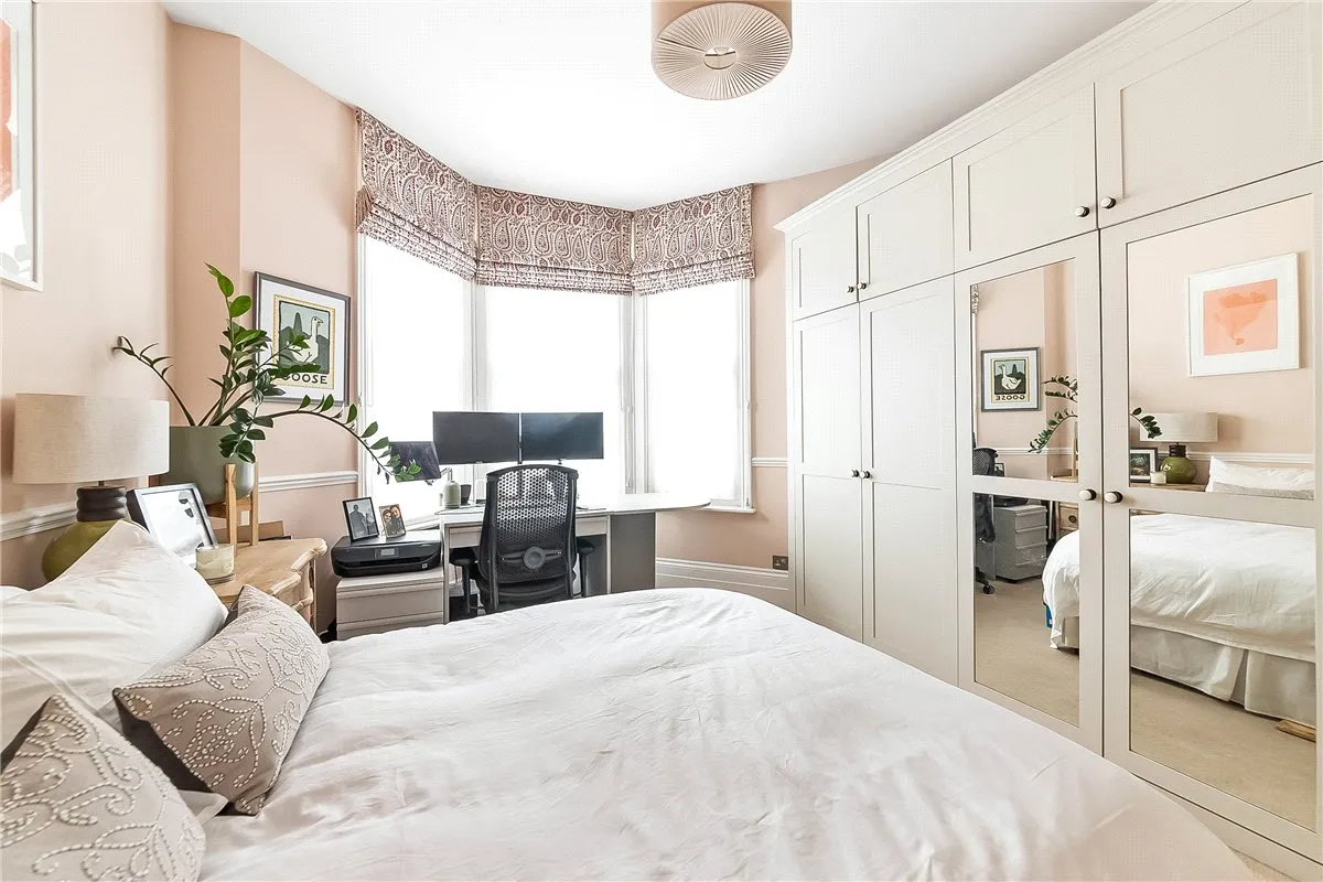 Trinity Road, London, SW17, photo 6