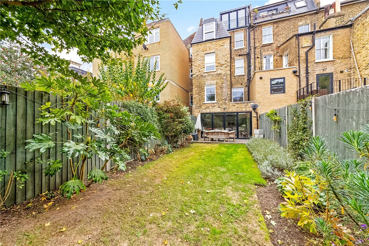 Trinity Road, London, SW17, photo 12