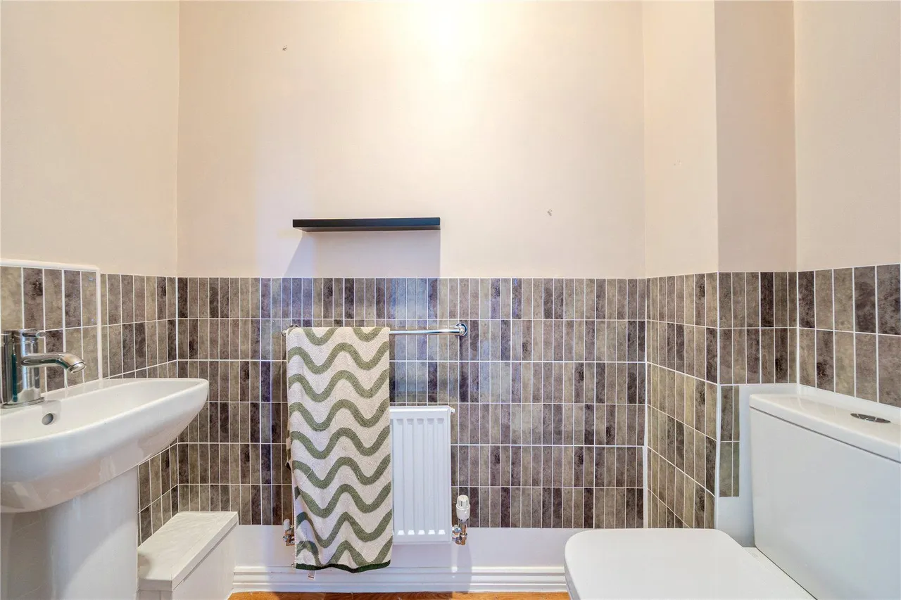 Acorn Rise, Linthwaite, HD7, photo 9