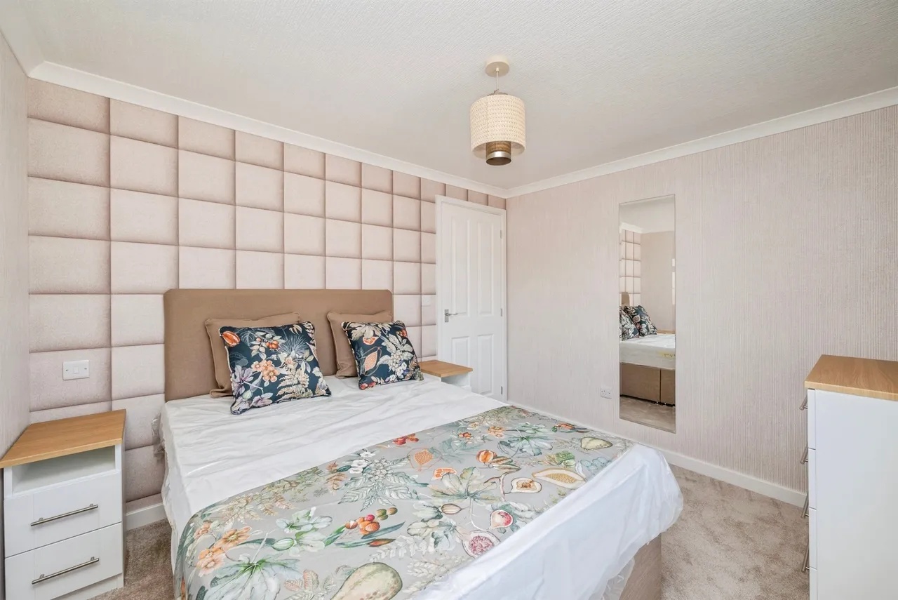 Mill Road, Great Yarmouth, photo 9