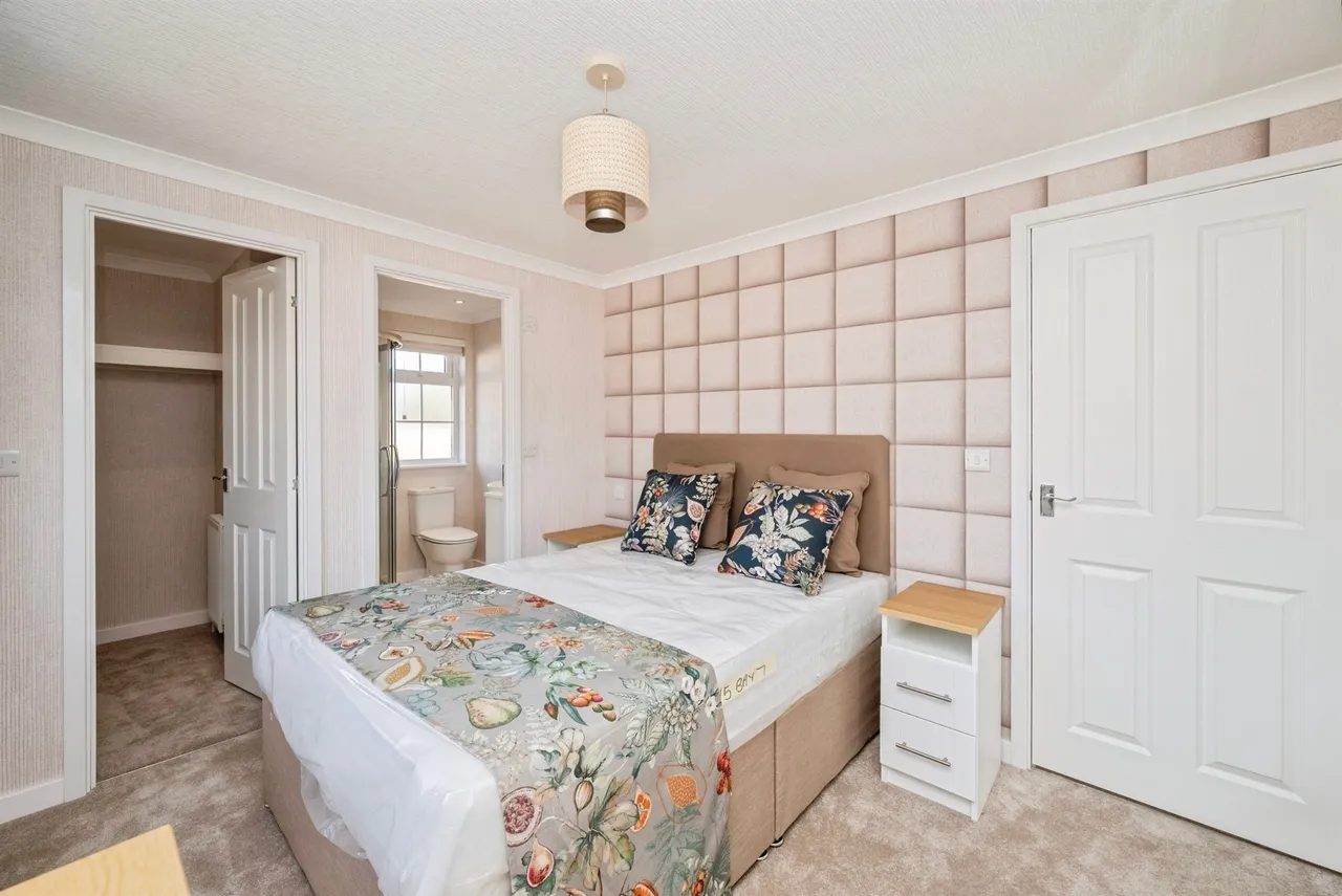 Mill Road, Great Yarmouth, photo 7