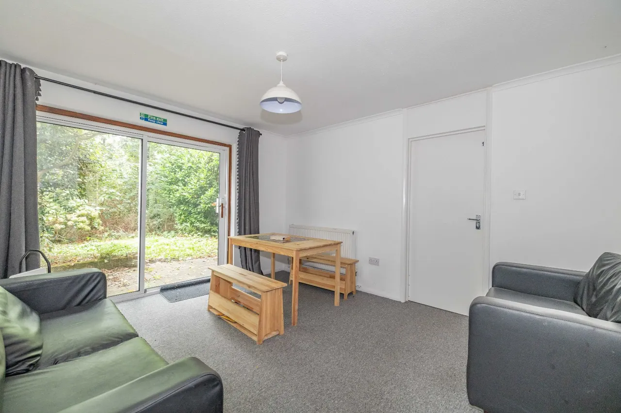 Culpepper Close, Canterbury, CT2, photo 2