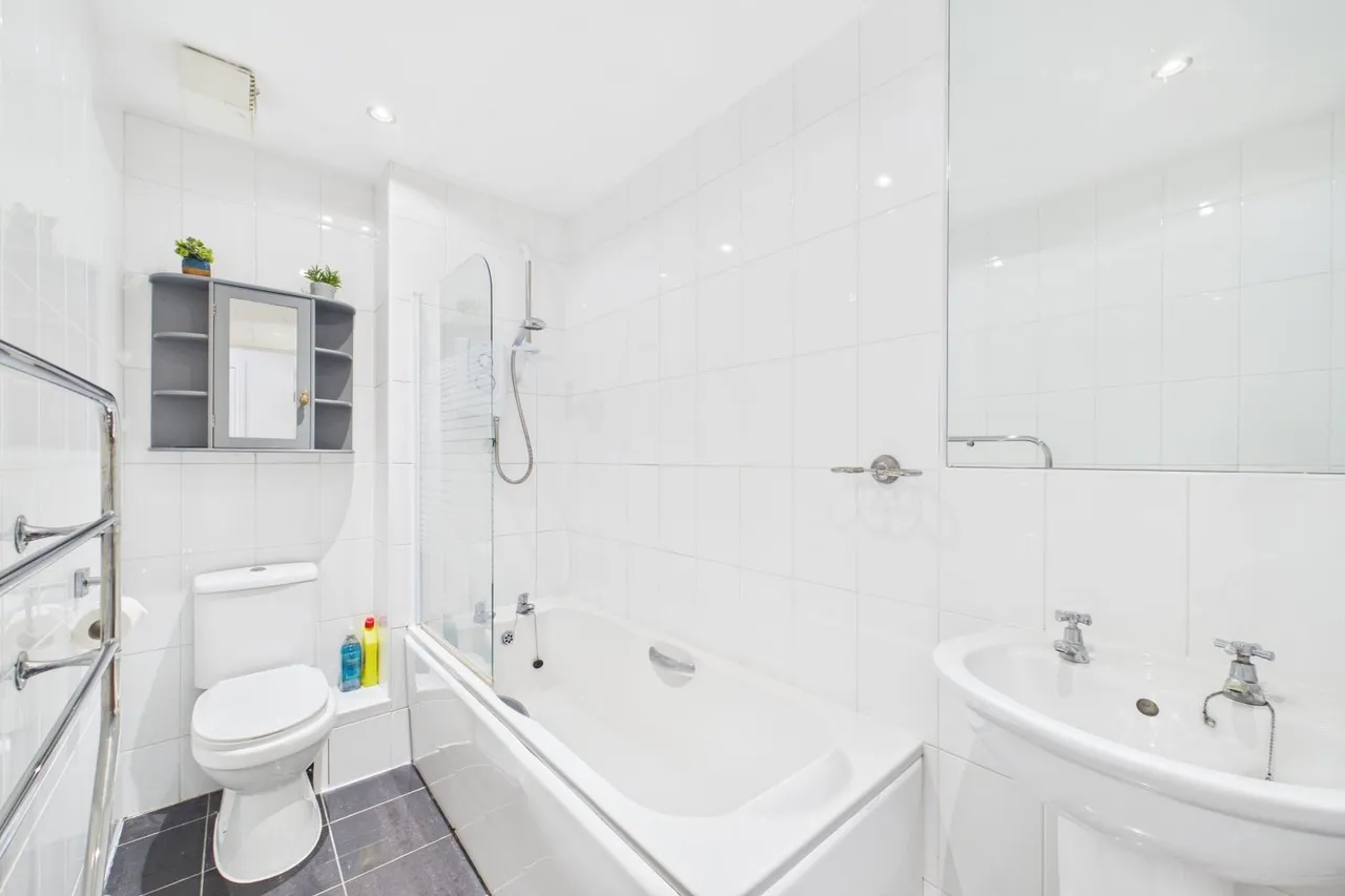 Princess Drive, York, YO26, photo 5