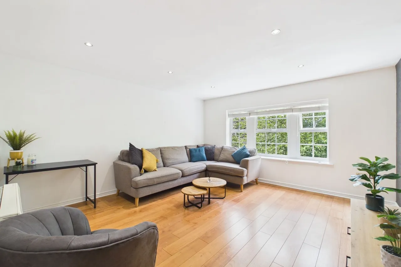 2 bed flat for sale, Princess Drive, York, YO26