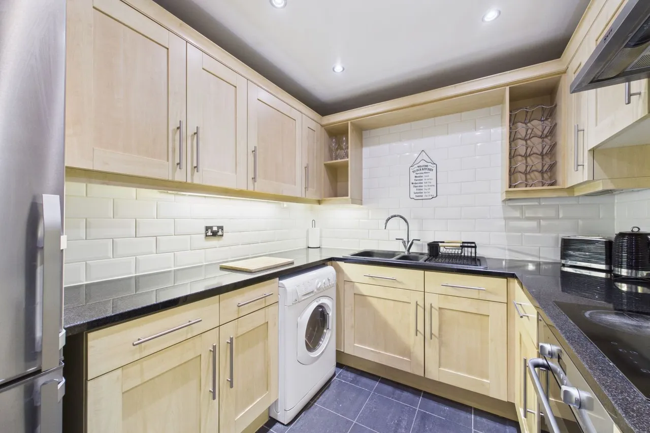Princess Drive, York, YO26, photo 13