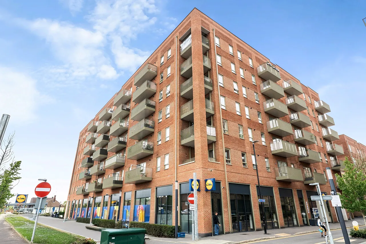 Tom Lake Way, Watford, WD19, photo 13
