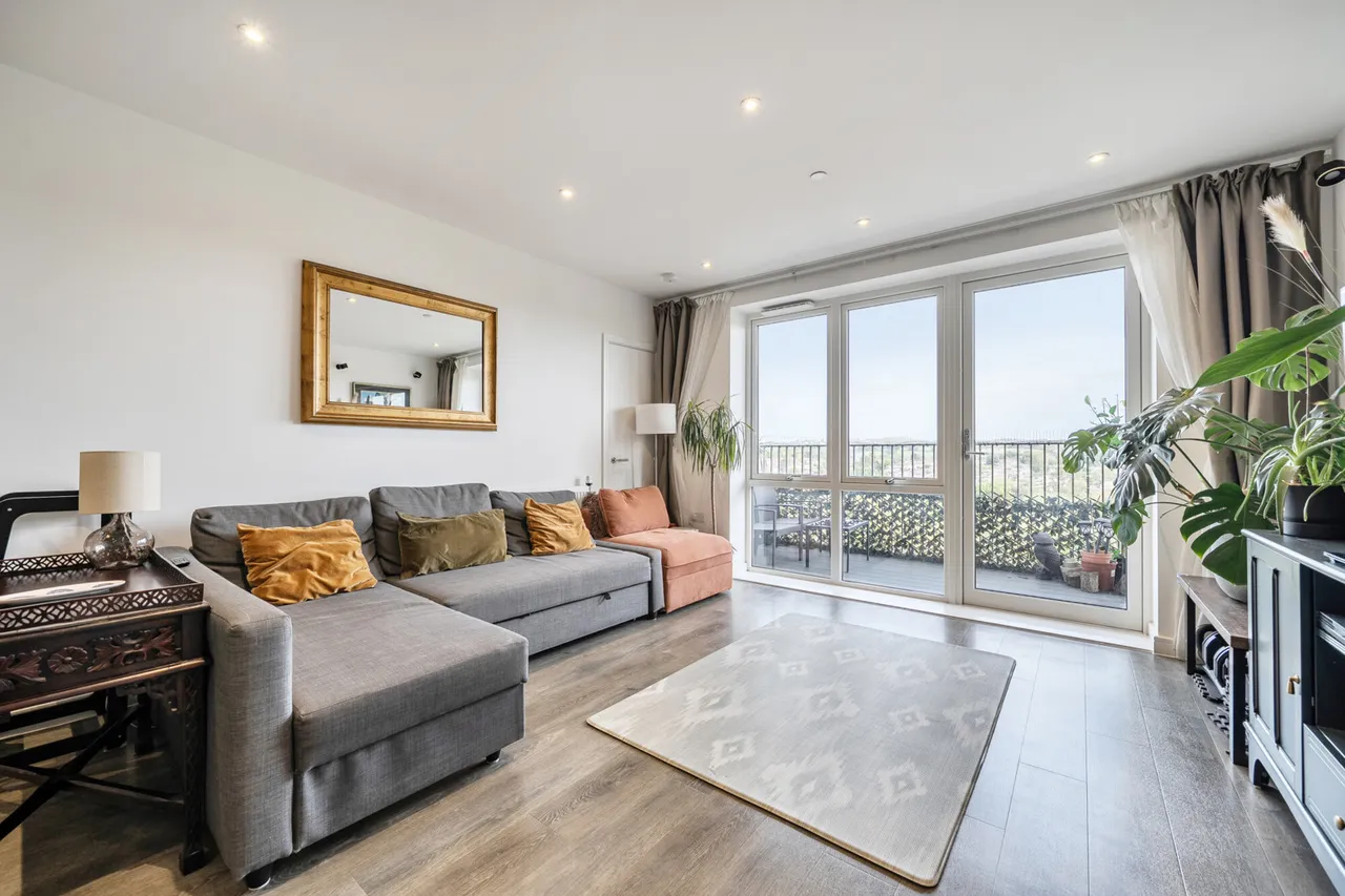 Tom Lake Way, Watford, WD19, photo 3