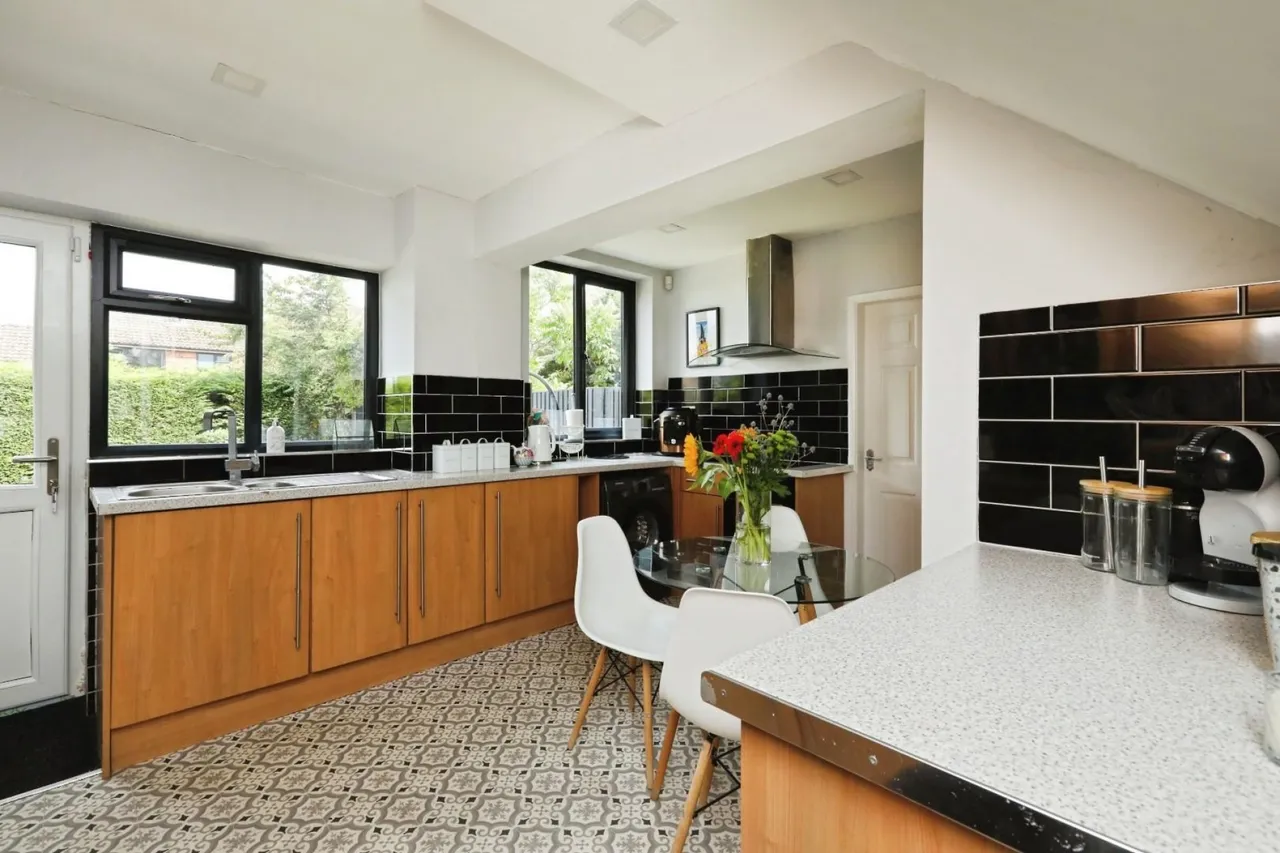 Caldey Road, Dronfield, Sheffield, S18 1RS, photo 4