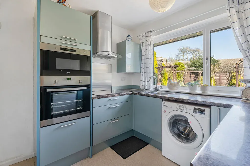 Rickley Lane, Bletchley, Milton Keynes, Buckinghamshire, MK3 6BT, photo 3