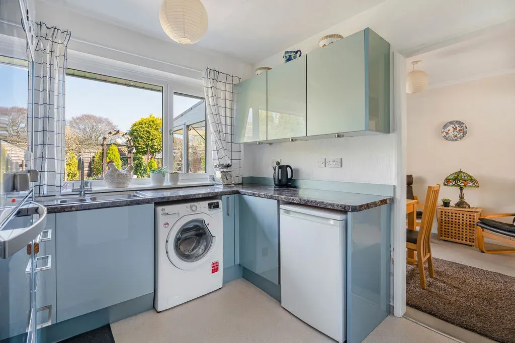 Rickley Lane, Bletchley, Milton Keynes, Buckinghamshire, MK3 6BT, photo 11
