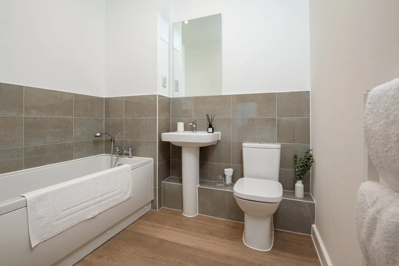 Station Avenue, Walton-On-Thames, KT12, photo 15