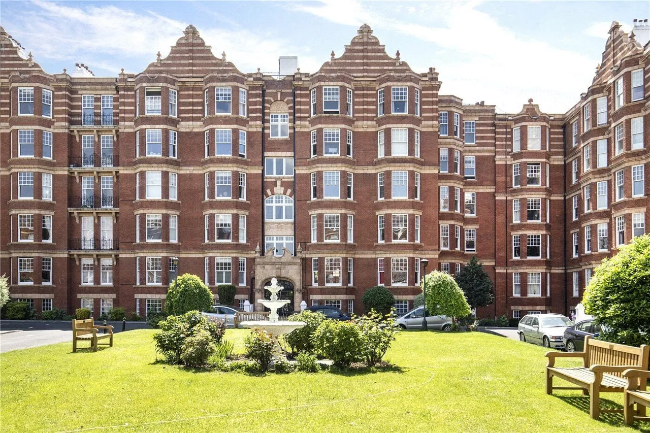 Lower Richmond Road, London, SW15, photo 6
