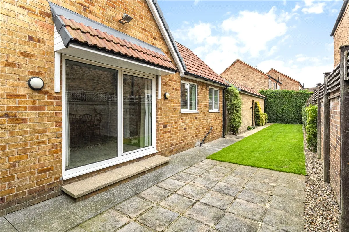Town Street, Hayton, YO42, photo 27