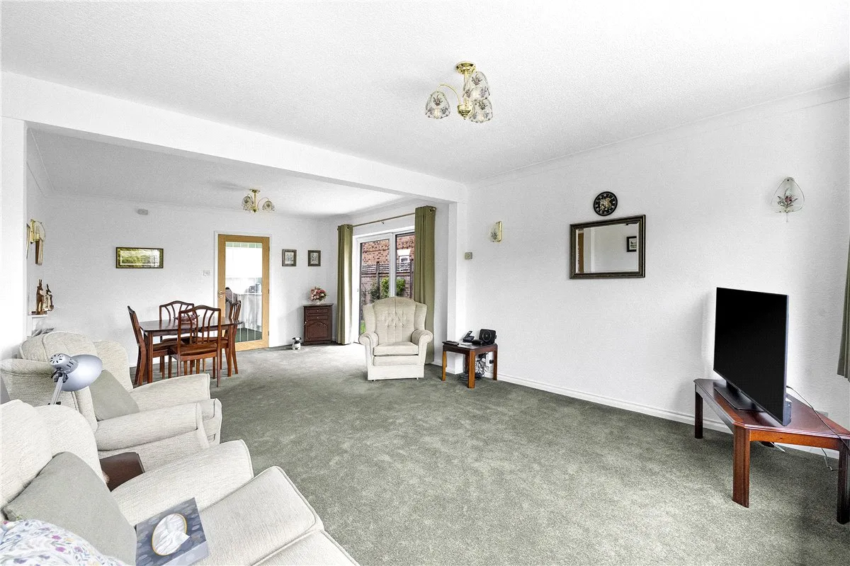 Town Street, Hayton, YO42, photo 2