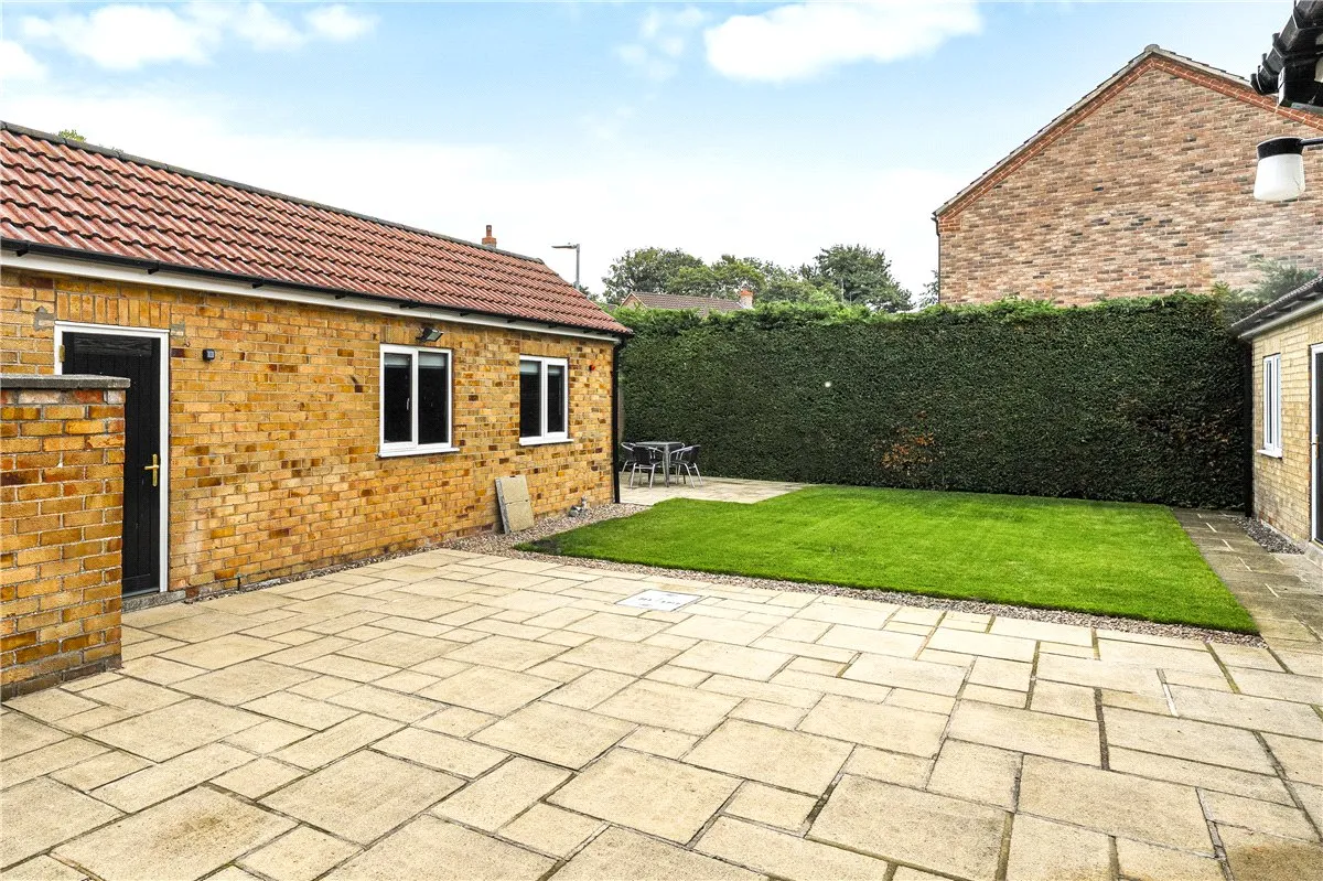 Town Street, Hayton, YO42, photo 20
