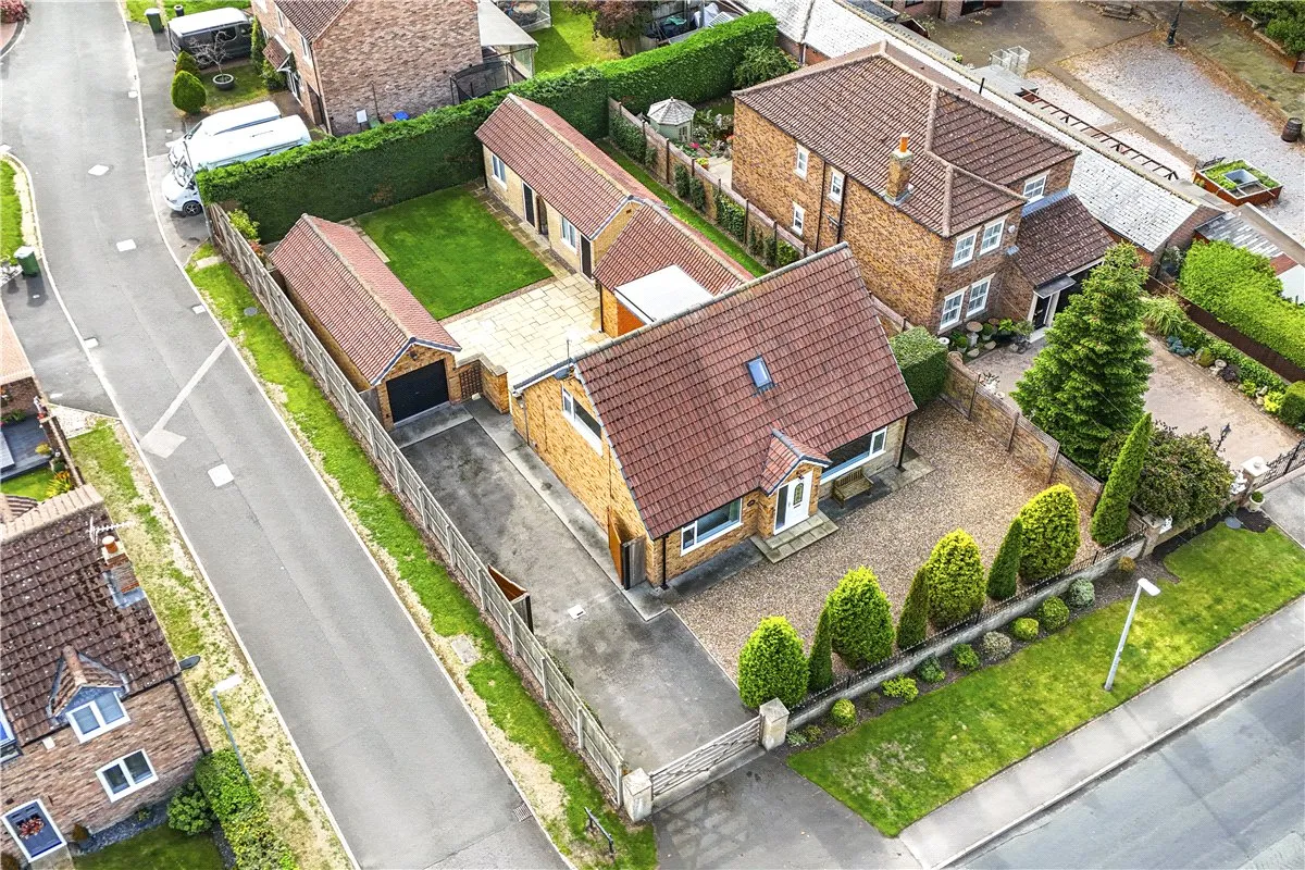 Town Street, Hayton, YO42, photo 23