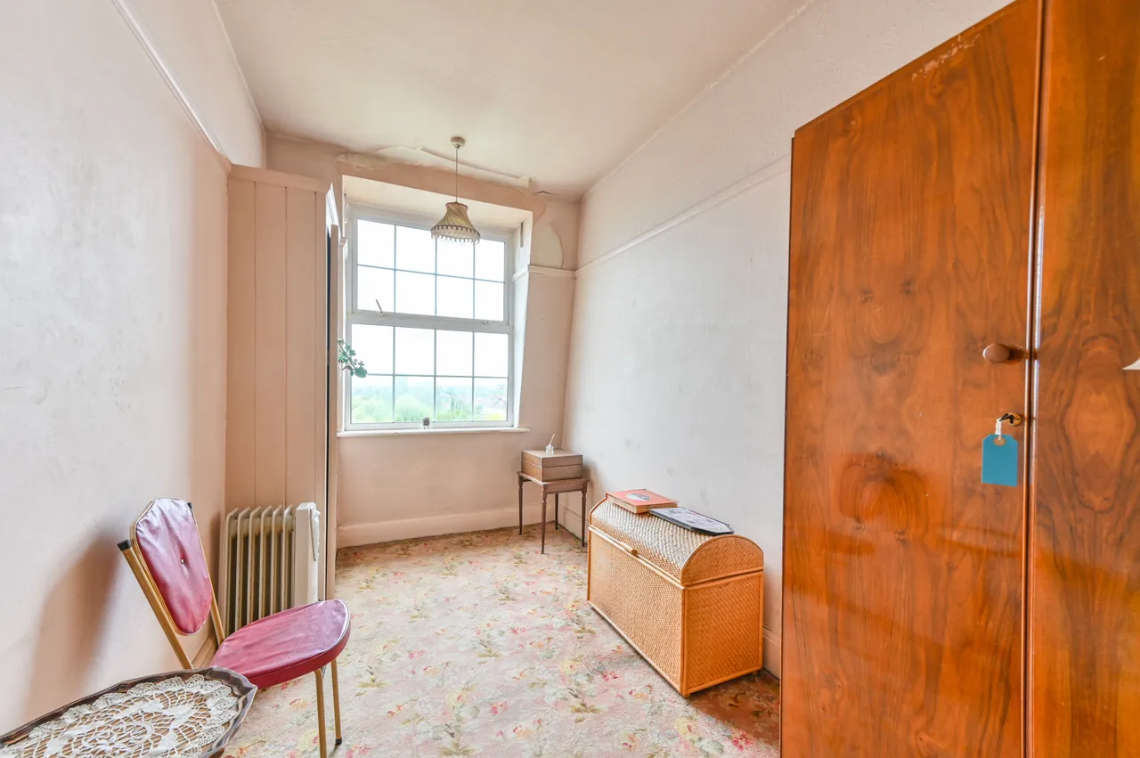 London, NW2, photo 6