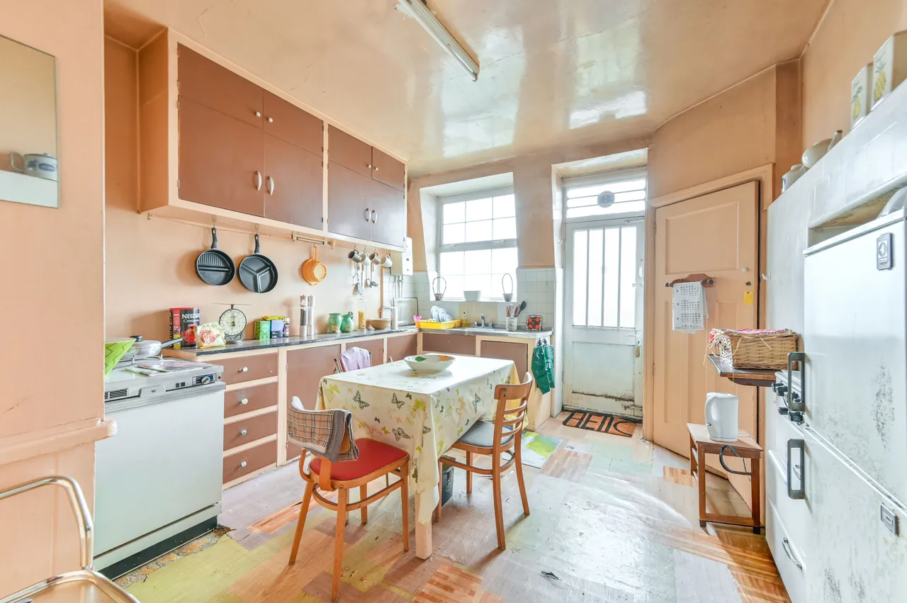 London, NW2, photo 10
