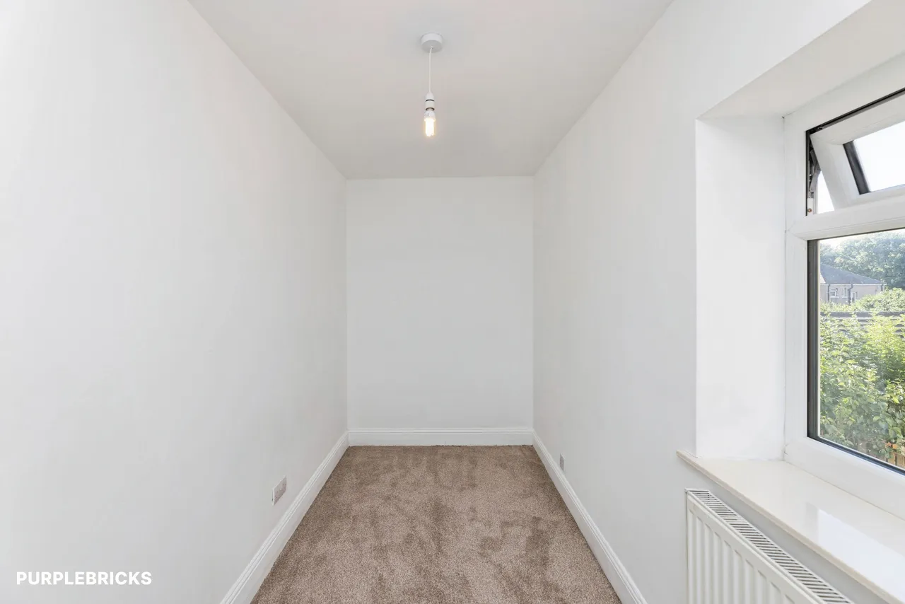 Moorcroft Drive, Bradford, BD4, photo 12