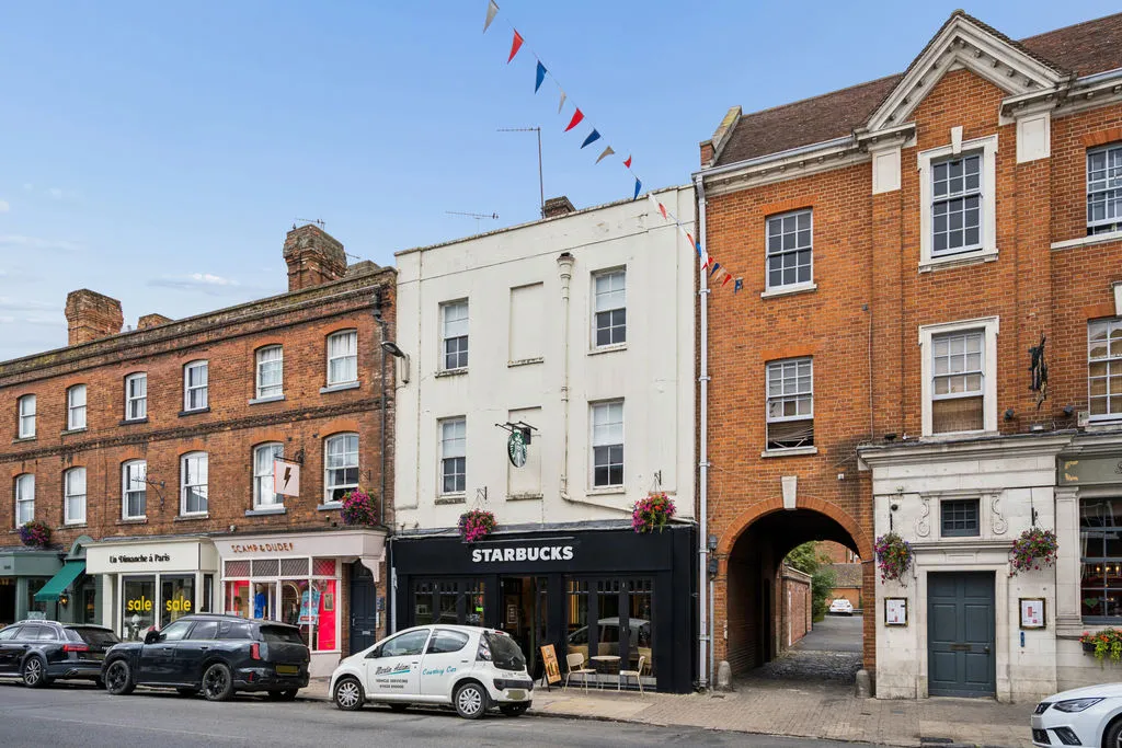 3 bed house to rent — High Street, Marlow SL7 1AH