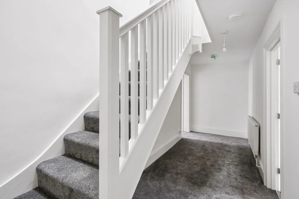 High Street, Marlow SL7 1AH, photo 7