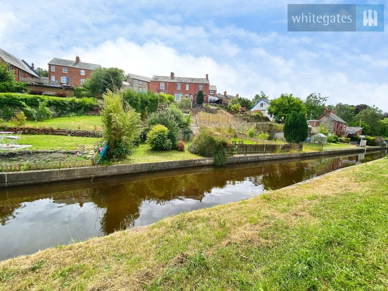 Brynhyfryd, Canal Side, LL20, photo 2