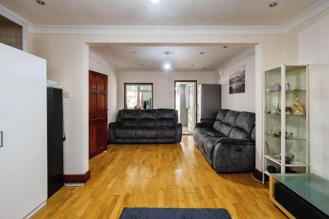 Tokyngton Avenue, Wembley, HA9, photo 8